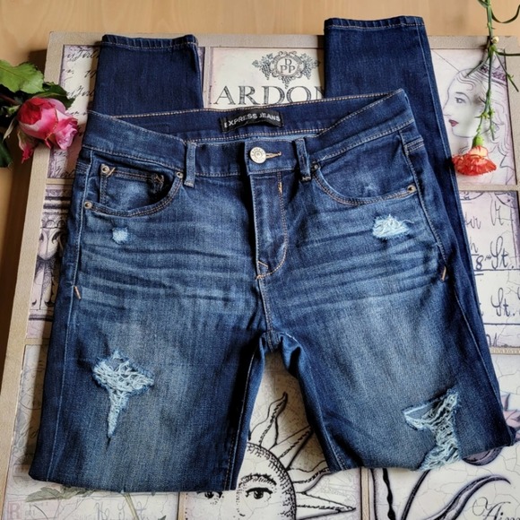 Express Distressed Stretchy Skinny Jeans - Picture 2 of 8